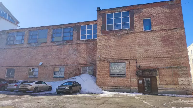 Здание бывшего спортзала ВКИУ в Перми хотят снести