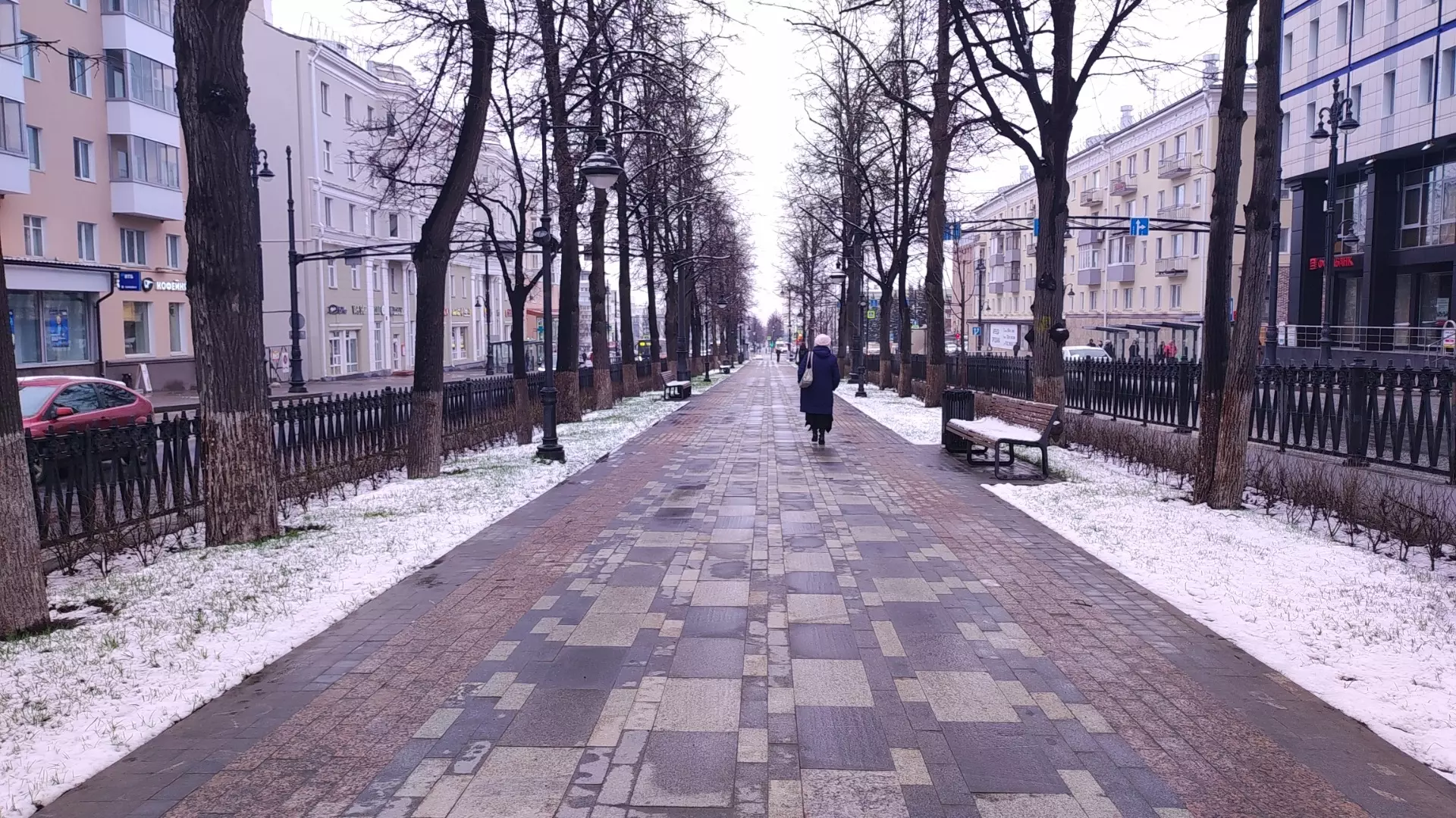 Пермь за месяц до начала лета накрыл сильный снег