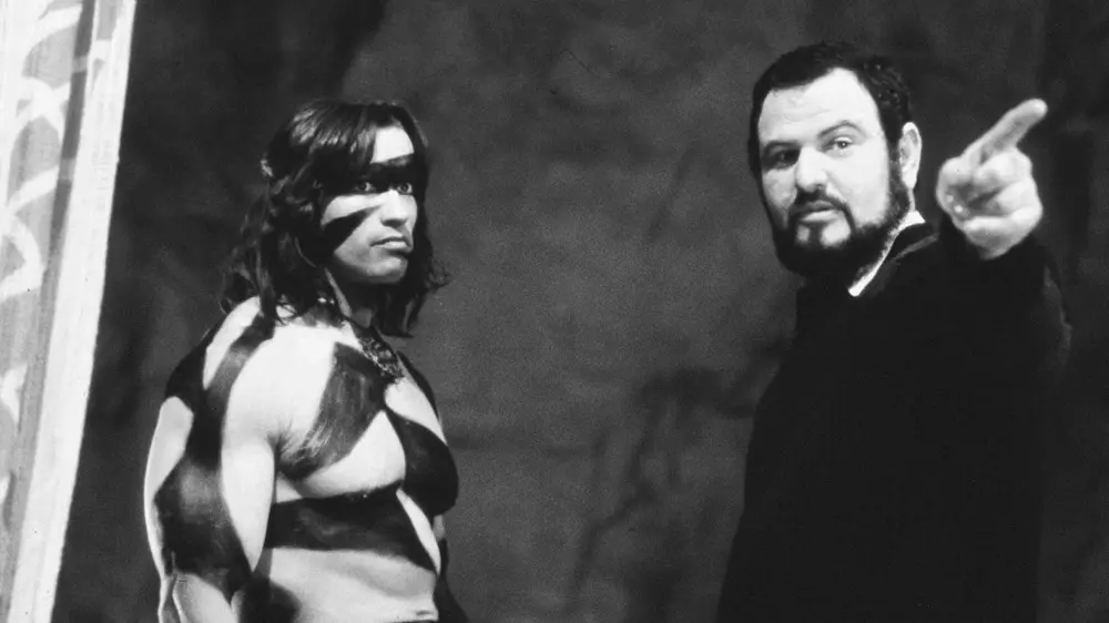 Арнольд Шварценеггер и Джон Милиус на съемках фильма «Конан-варвар»